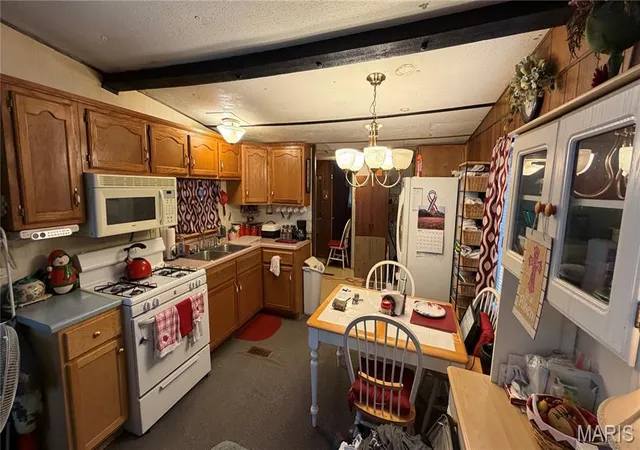 Photo 3 of Sale Pending at 6452 State Hwy 21n, Doniphan, MO 63935 | MLS# MIS26056135 | Listing updated on 2026-09-17