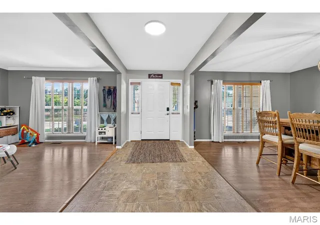 Photo 2 of Single family home for sale at 15 Millers Ct, O Fallon, MO 63366 | MLS# MIS26057321 | Listing updated on 2026-09-18
