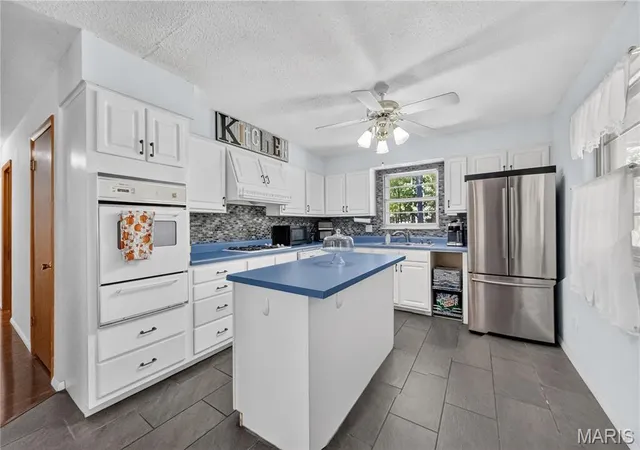 Photo 4 of Single family home for sale at 10404 Bust Dr, Potosi, MO 63664 | MLS# MIS26057458 | Listing updated on 2026-09-17