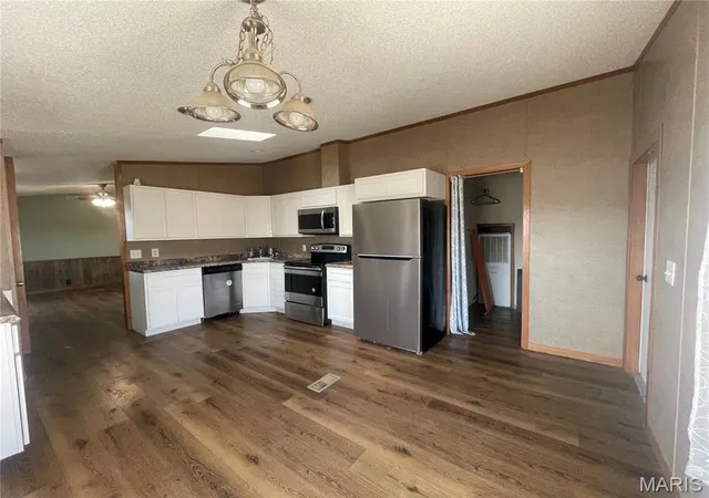Photo 3 of Single family home for sale at 8918 Oriole Cir, French Village, MO 63036 | MLS# MIS26057589 | Listing updated on 2026-10-05