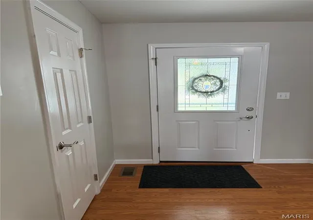 Photo 3 of Single family home for sale at 102 Colter Ct, New Haven, MO 63068 | MLS# MIS26057732 | Listing updated on 2026-09-17