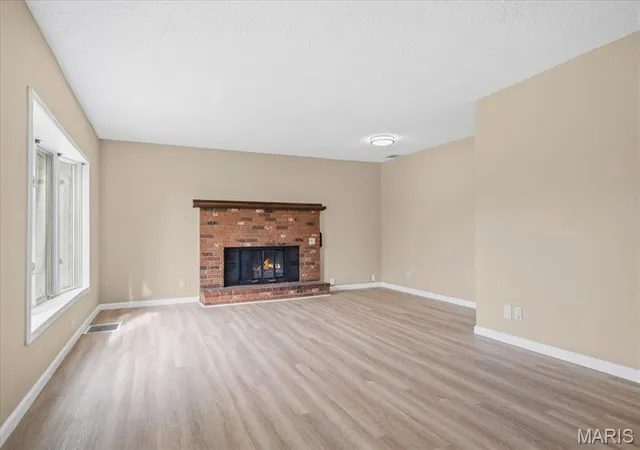 Photo 3 of Single family home for sale at 157 Munzert Dr, Glen Carbon, IL 62034 | MLS# MIS26057736 | Listing updated on 2026-09-21