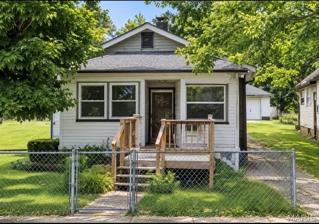 Photo 1 of Single family home for sale at 2139 Market Ave, East Saint Louis, IL 62207 | MLS# MIS26057797 | Listing updated on 2026-09-16