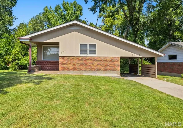 Photo 1 of Single family home for sale at 2359 Collett Dr, Saint Louis, MO 63136 | MLS# MIS26058234 | Listing updated on 2026-09-16