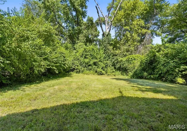 Photo 16 of Single family home for sale at 2359 Collett Dr, Saint Louis, MO 63136 | MLS# MIS26058234 | Listing updated on 2026-09-16