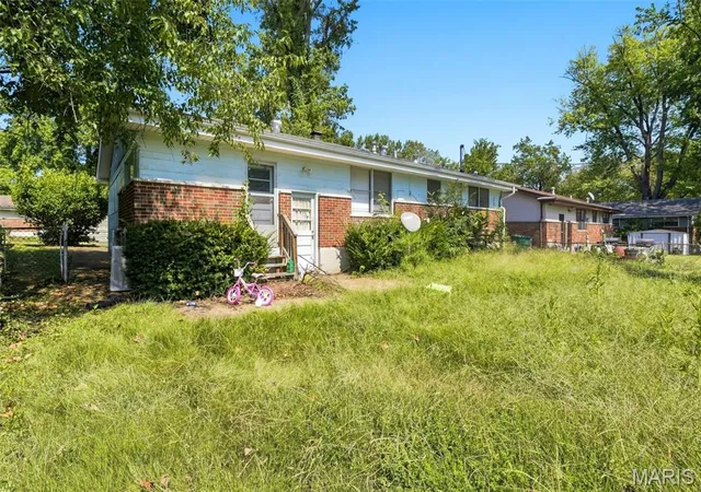 Photo 4 of Single family home for sale at 2352 Collett Dr, Saint Louis, MO 63136 | MLS# MIS26058746 | Listing updated on 2026-09-16