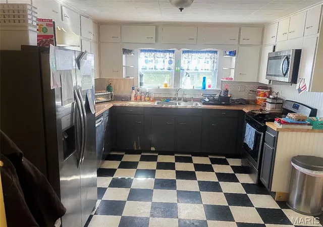Photo 3 of Single family home for sale at 211 Blue St, Milton, IL 62352 | MLS# MIS26058859 | Listing updated on 2026-09-17