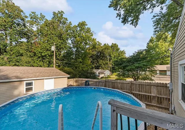 Photo 2 of Single family home for sale at 15 Pine Trl, Fairview Heights, IL 62208 | MLS# MIS26059062 | Listing updated on 2026-09-21