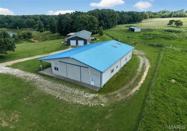 Photo 2 of Single family home for sale at 9562 State Hwy A, Patton, MO 63662 | MLS# MIS26059250 | Listing updated on 2026-09-16