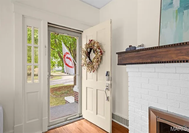 Photo 3 of Single family home for sale at 254 Coventry Pl, Edwardsville, IL 62025 | MLS# MIS26059461 | Listing updated on 2026-09-29