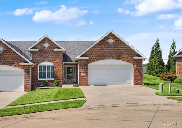 Photo 2 of Townhouse for sale at 3174 Park Pl Dr, Cape Girardeau, MO 63703 | MLS# MIS26059525 | Listing updated on 2026-09-16