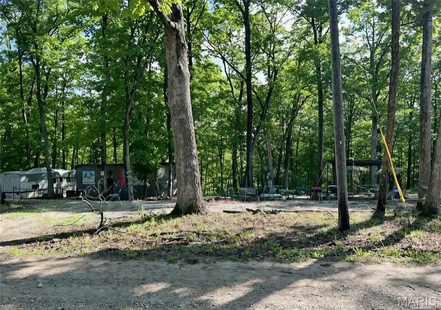 Photo 4 of Land for sale at 25 & 26 Lake Shore Dr W, New Florence, MO 63363 | MLS# MIS26059606 | Listing updated on 2026-09-16
