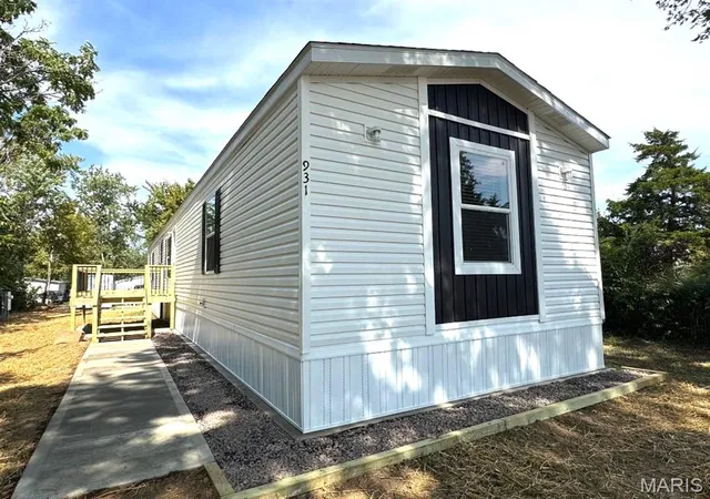 Photo 1 of Manufactured home for sale at 931 Market St, Truesdale, MO 63380 | MLS# MIS26059701 | Listing updated on 2026-09-16