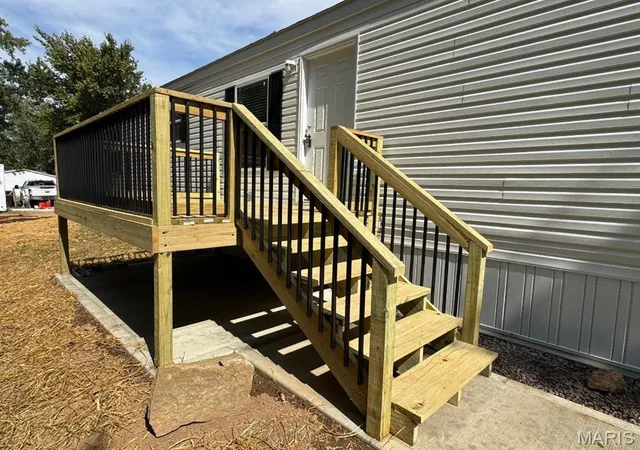 Photo 4 of Manufactured home for sale at 931 Market St, Truesdale, MO 63380 | MLS# MIS26059701 | Listing updated on 2026-09-16