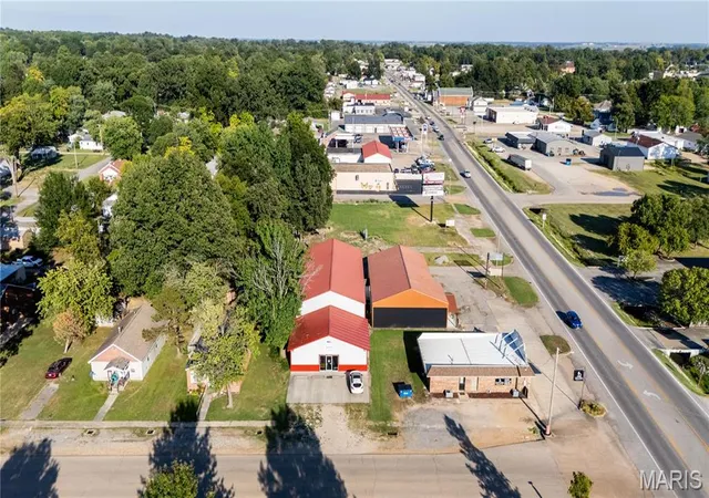 Photo 4 of Single family home for sale at 612 W Oak St, Dexter, MO 63841 | MLS# MIS26059719 | Listing updated on 2026-09-16