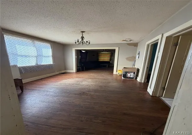 Photo 2 of Single family home for sale at 2216 Lincoln Ave, Granite City, IL 62040 | MLS# MIS26059738 | Listing updated on 2026-09-19
