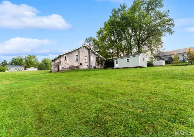 Photo 4 of Single family home for sale at 221 South 2nd St, O Fallon, IL 62269 | MLS# MIS26059843 | Listing updated on 2026-09-21