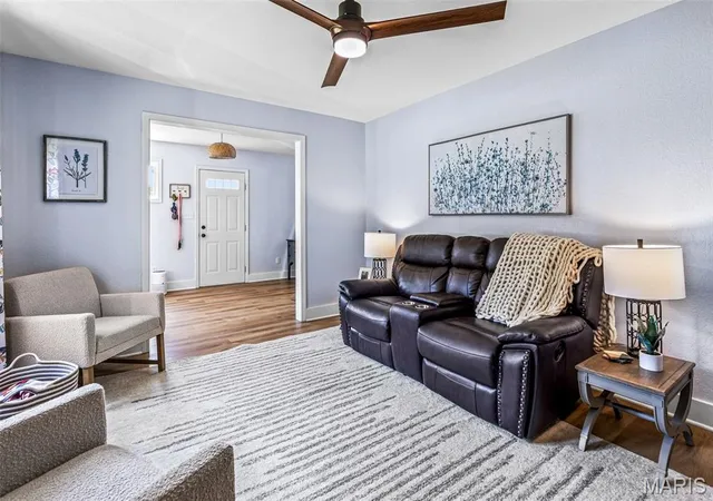 Photo 3 of Single family home for sale at 622 E College St, Farmington, MO 63640 | MLS# MIS26059930 | Listing updated on 2026-09-29