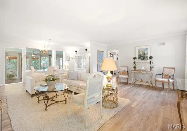 Photo 1 of Single family home for sale at 640 Warrenton Dr, Saint Louis, MO 63122 | MLS# MIS26059974 | Listing updated on 2026-09-20