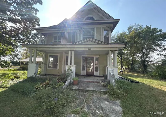 Photo 1 of Sale Pending at 805 Morris Ave, Mountain Grove, MO 65711 | MLS# MIS26059990 | Listing updated on 2026-10-02