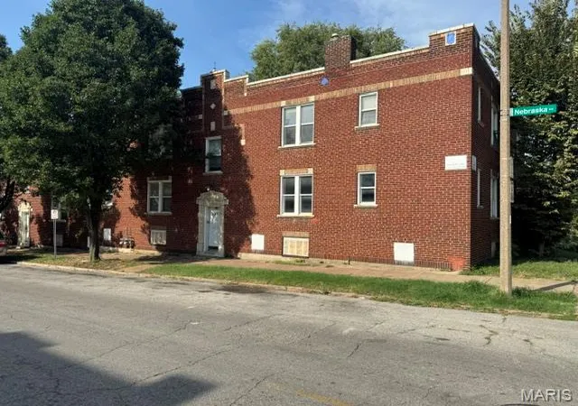 Photo 1 of Multi family home for sale at 2902 Miami St, Saint Louis, MO 63118 | MLS# MIS26060000 | Listing updated on 2026-09-16