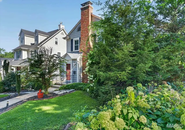 Photo 3 of Sale Pending at 237 Peeke Ave, Saint Louis, MO 63122 | MLS# MIS26060093 | Listing updated on 2026-09-17