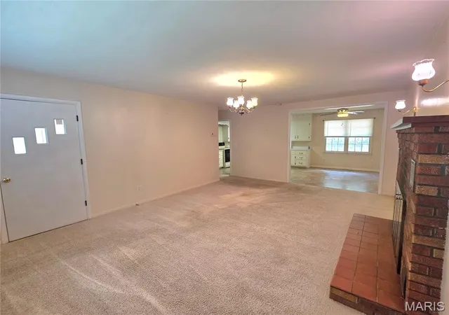 Photo 3 of Single family home for sale at 1319 Briarwood Dr, Houston, MO 65483 | MLS# MIS26060115 | Listing updated on 2026-09-17
