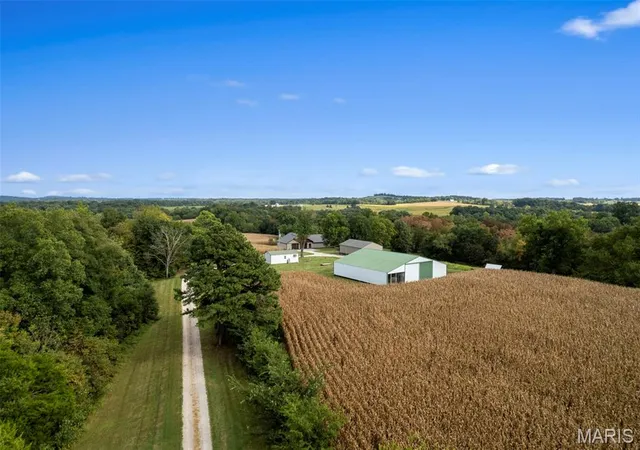 Photo 3 of Single family home for sale at 2759 Pcr 910, Perryville, MO 63775 | MLS# MIS26060181 | Listing updated on 2026-10-02