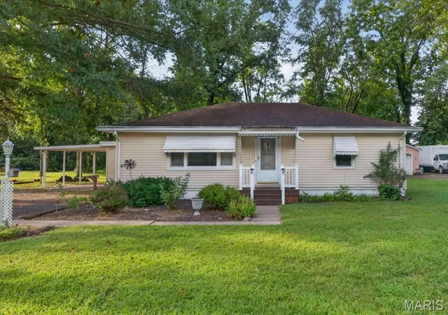 Photo 1 of Manufactured home for sale at 200 Ross Ln, Belleville, IL 62220 | MLS# MIS26060243 | Listing updated on 2026-09-17