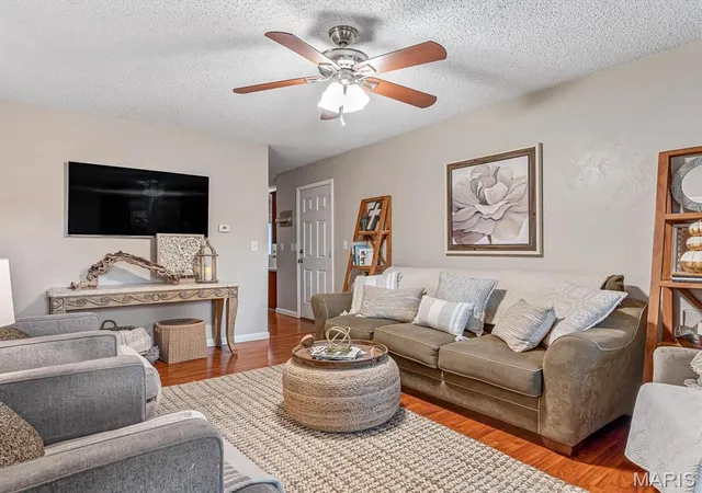 Photo 2 of Single family home for sale at 112 Jefferson, Waterloo, IL 62298 | MLS# MIS26060249 | Listing updated on 2026-10-04