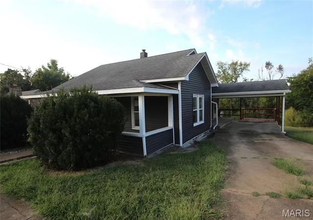 Photo 2 of Single family home for sale at 505 W Main St, Park Hills, MO 63601 | MLS# MIS26060330 | Listing updated on 2026-09-17