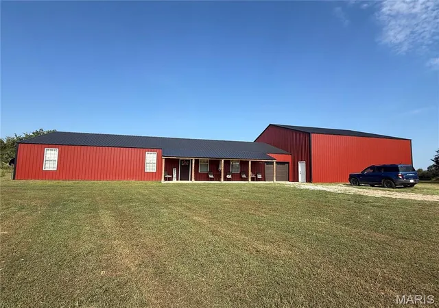 Photo 1 of Single family home for sale at 2197 County Rd 459, Poplar Bluff, MO 63901 | MLS# MIS26060453 | Listing updated on 2026-09-18