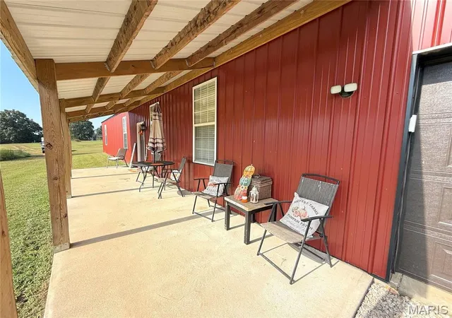 Photo 2 of Single family home for sale at 2197 County Rd 459, Poplar Bluff, MO 63901 | MLS# MIS26060453 | Listing updated on 2026-09-18