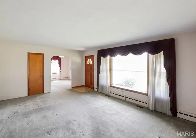 Photo 4 of Single family home for sale at 996 W Springfield Rd, Sullivan, MO 63080 | MLS# MIS26060472 | Listing updated on 2026-09-18