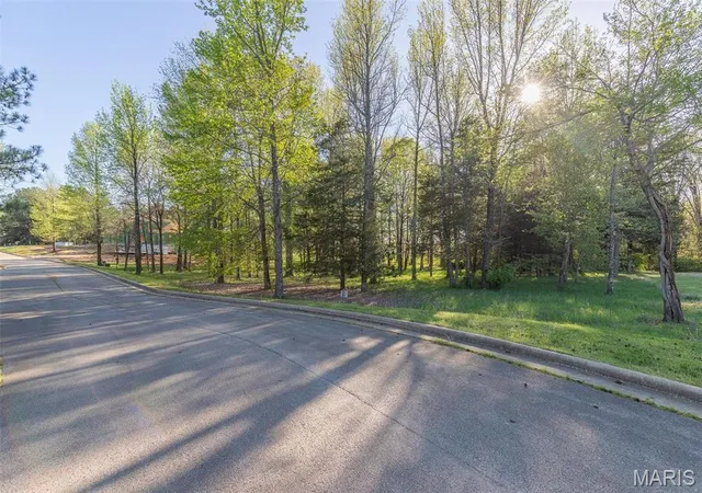 Photo 4 of Land for sale at 0 Lot # 6 Westwood Highlands, Poplar Bluff, MO 63901 | MLS# MIS22057593 | Listing updated on 2026-09-16