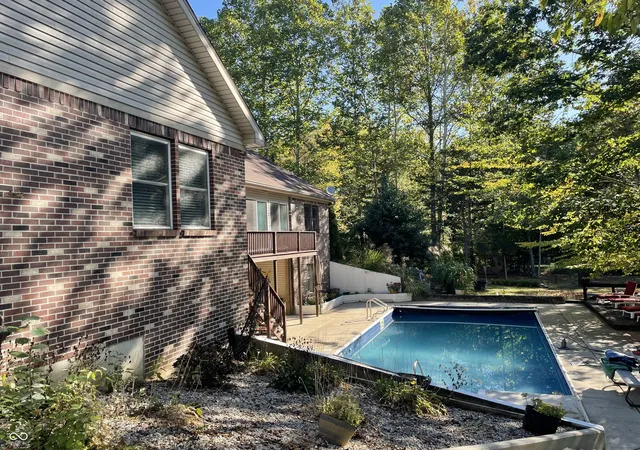 Photo 3 of Single family home for sale at 1564 W County Rd 1050 S, Cloverdale, IN 46120 | MLS# 22067294 | Listing updated on 2026-09-08