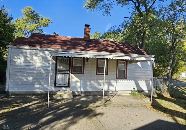 Photo 3 of Single family home for sale at 3209 N Tacoma Ave, Indianapolis, IN 46218 | MLS# 22071522 | Listing updated on 2026-10-17
