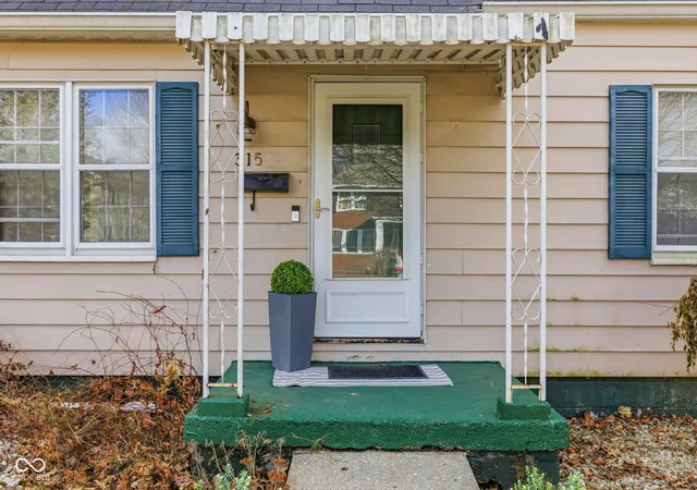 Photo 3 of Single family home for sale at 315 W 43rd Street, Indianapolis, IN 46208 | MLS# 22079635 | Listing updated on 2026-09-18