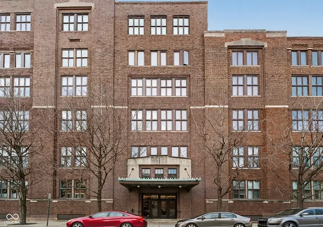 Photo 2 of Condo for sale at 430 N Park Ave #101, Indianapolis, IN 46202 | MLS# 22085643 | Listing updated on 2026-09-17