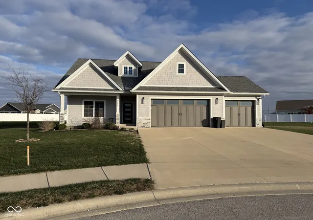 Photo 1 of Single family home for sale at 6804 Sunflower Ct, Seymour, IN 47274 | MLS# 22089822 | Listing updated on 2026-09-08