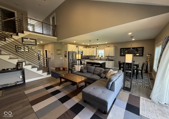 Photo 4 of Single family home for sale at 6804 Sunflower Ct, Seymour, IN 47274 | MLS# 22089822 | Listing updated on 2026-09-08