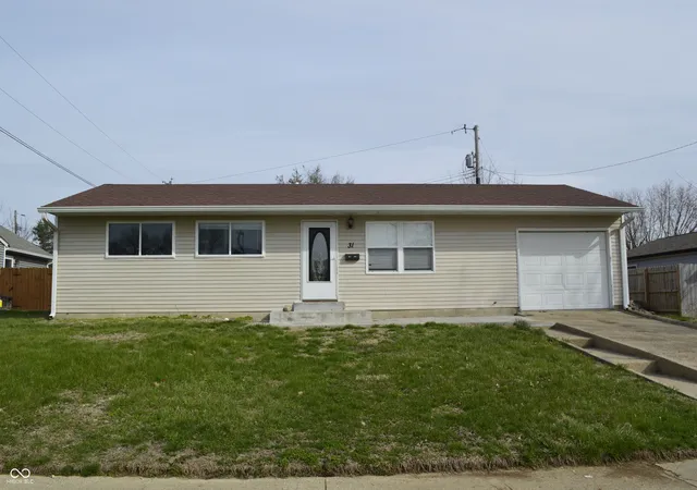 Photo 1 of Single family home for sale at 31 Fairlane Dr, Mooresville, IN 46158 | MLS# 22090469 | Listing updated on 2026-09-16