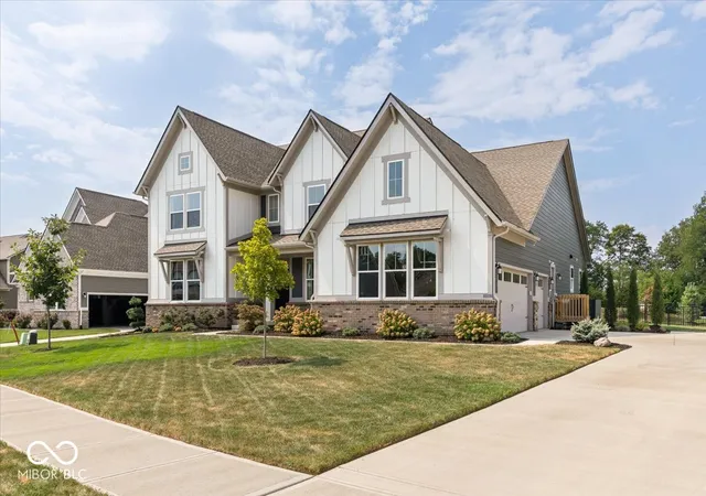 Photo 2 of Single family home for sale at 11514 Aubrey Ln, Fishers, IN 46040 | MLS# 22090489 | Listing updated on 2026-10-08