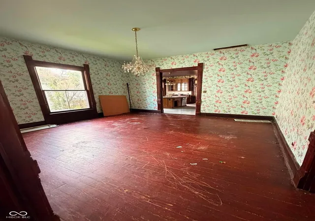 Photo 4 of Sale Pending at 519 W 4th Street, Seymour, IN 47274 | MLS# 22091805 | Listing updated on 2026-09-16