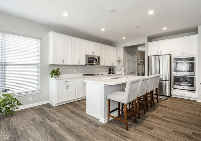 Photo 4 of Single family home for sale at 11485 Flynn Pl, Noblesville, IN 46060 | MLS# 22093659 | Listing updated on 2026-09-24