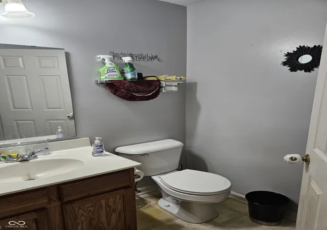 Photo 4 of Single family home for sale at 11238 E Birdsong Pl, Indianapolis, IN 46229 | MLS# 22093769 | Listing updated on 2026-09-16
