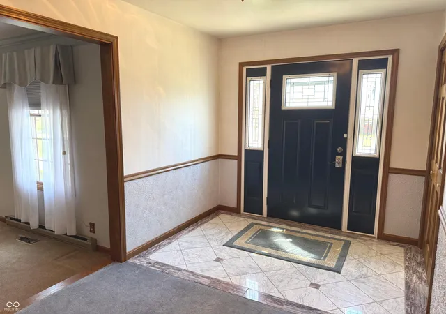Photo 3 of Single family home for sale at 353 E Rivercrest Dr, Rushville, IN 46173 | MLS# 22094008 | Listing updated on 2026-09-08