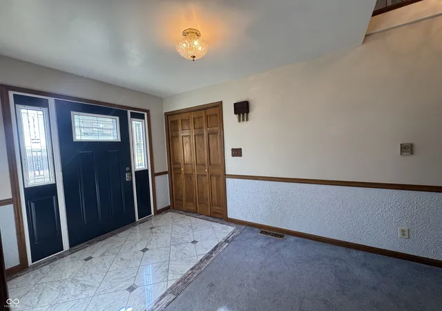 Photo 4 of Single family home for sale at 353 E Rivercrest Dr, Rushville, IN 46173 | MLS# 22094008 | Listing updated on 2026-09-08