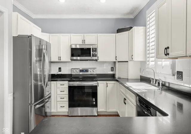Photo 3 of Sale Pending at 8754 Nora Woods Dr, Indianapolis, IN 46240 | MLS# 22094534 | Listing updated on 2026-09-25