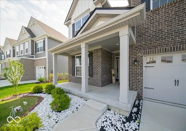 Photo 3 of Single family home for sale at 5481 Landing Pl Ln, Noblesville, IN 46062 | MLS# 22094846 | Listing updated on 2026-10-01